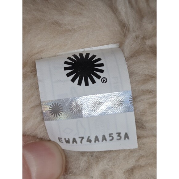 UGG Classic Short Logo Boots Women’s Size 8 Chestnut Suede 1108230-CHE - Picture 8 of 9